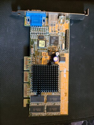 Grafikkarte ASUS GeForce2 AGP-V7100(T) SD 2MX32 AGP 32MB  VGA  COMP-Out S-Video