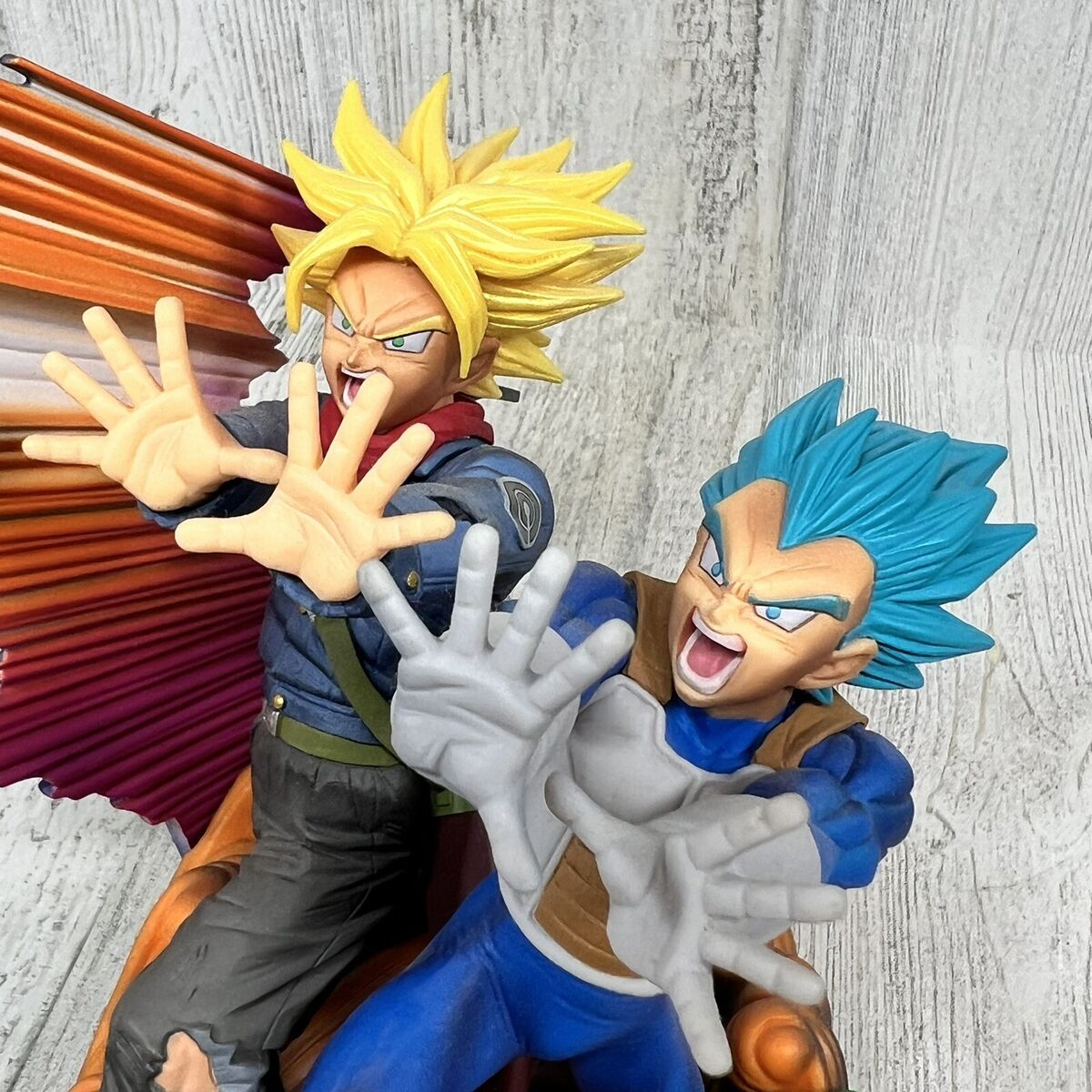 Dragon ball super super master star diorama vegeta trunks - Bandai