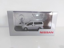 Nissan NV200 Combi Grigio Metallizzato del 2009 - Eligor 1/43