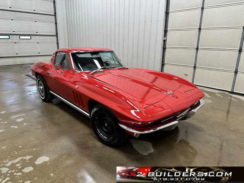 Chevrolet Corvette Stingray 1965 cupé techo rígido  Foto 3 de 4