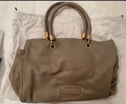 Marc by Marc Jacobs Too Hot To Handle Large Leather Tote Bag Cement/Taupe - Picture 11 of 12