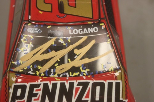 2022 Joey Logano Pennzoil Darlington Win 1/24 Action Elite Diecast Autographed - Picture 2 of 3