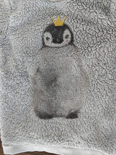 Size 4 6 H&M Penguin Gray Sweater Top Girl Top Shirt Warm - Picture 2 of 4