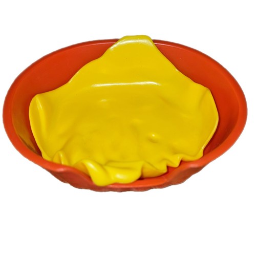 Vtg Vivid Imaginations Pets to Go Pet Animal Bed Basket Orange Yellow Hasbro 94