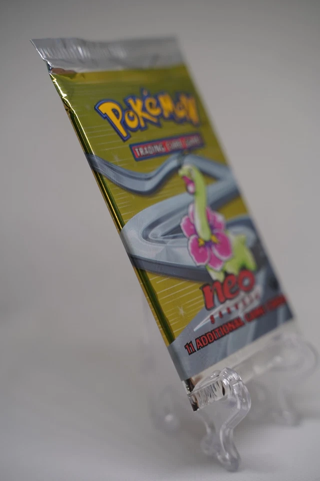 2000 WOTC Pokemon 1st Edition Neo Genesis Booster Pack Meganium Art Vintage - Image 4 of 4