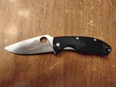 Spyderco Tenacious Folding Knife 8Cr13MoV Satin Plain Blade