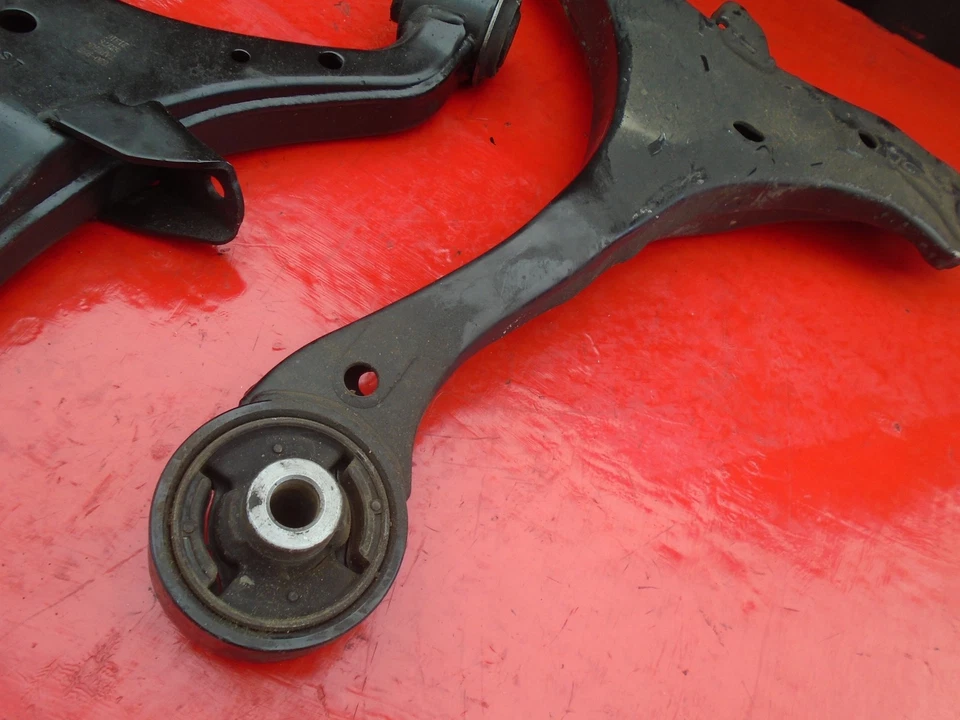 03 04 05 HONDA CIVIC FRONT LOWER CONTROL ARM LCA SET PAIR BOTH 1.7L SOHC OEM - Image 2 of 4