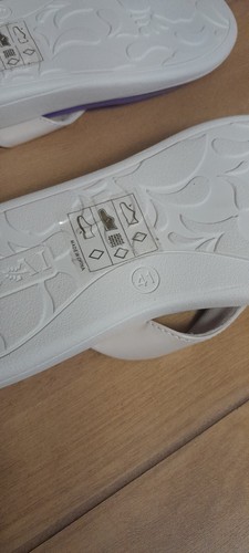 Onkai Sandals Womens Sz. 10.5 Purple And White Shower Shoes - Picture 6 of 6