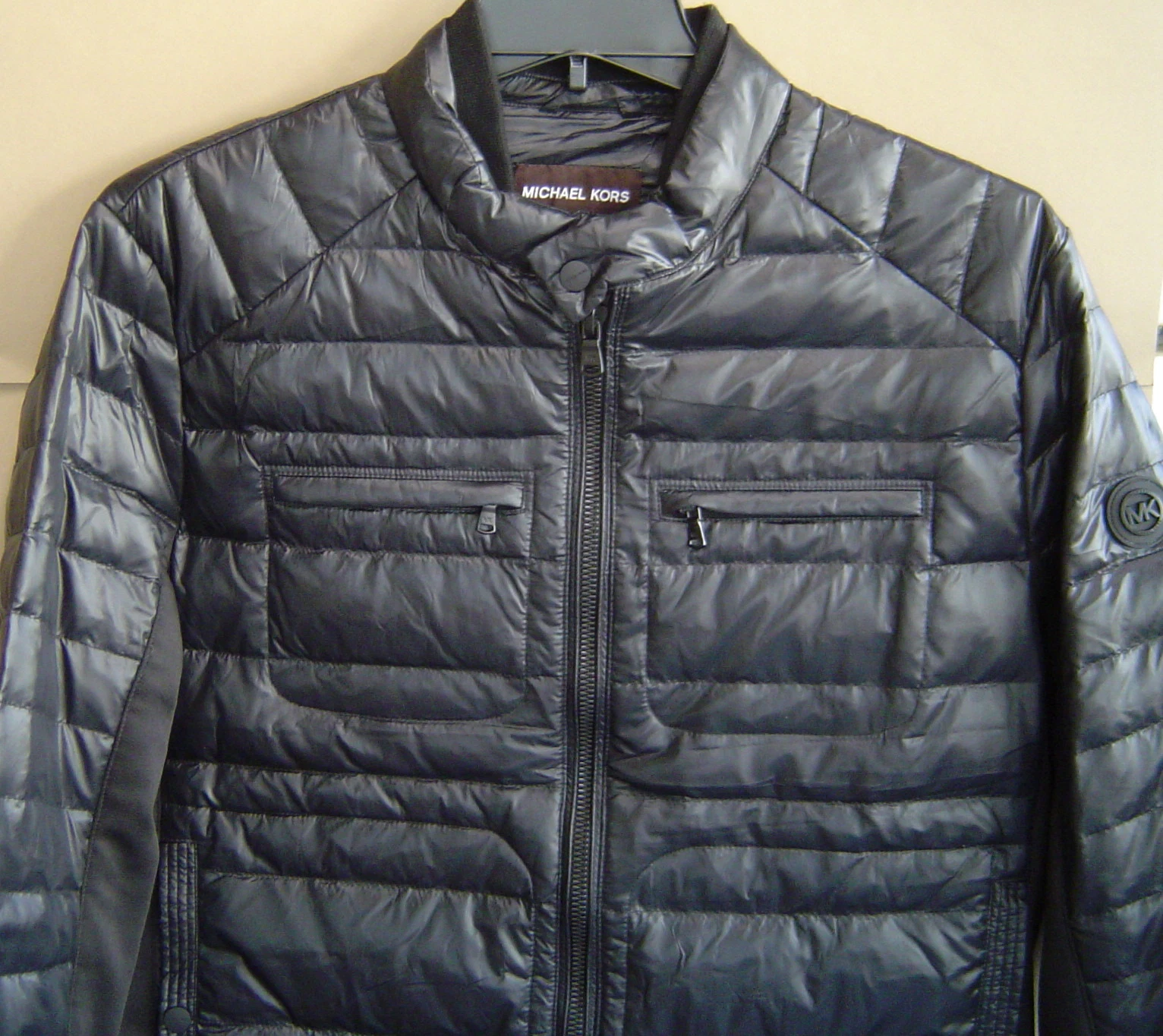 GIUBBOTTO PIUMINO ISOLATO MOTO NUOVO CON ETICHETTE $225 MICHAEL KORS UOMO L nero MK61836D