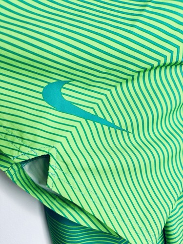 Nike Mens Jackknife 22'' Colorblock Board Shorts Green 38 - Picture 3 of 7
