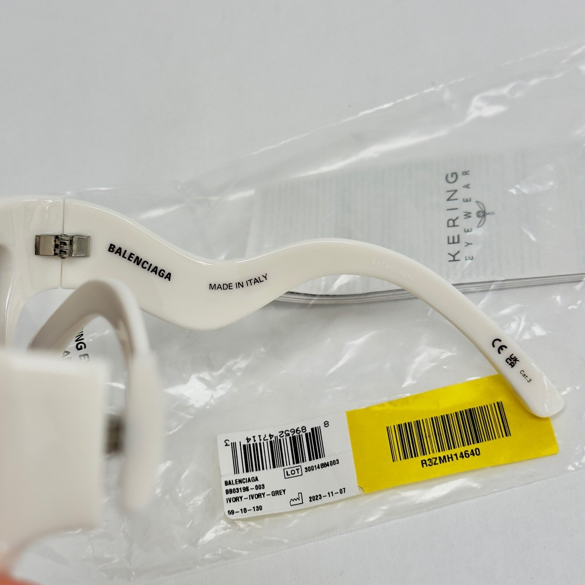 BALENCIAGA HAMPTONS CAT 0319 Ivory White Fashion Wavy