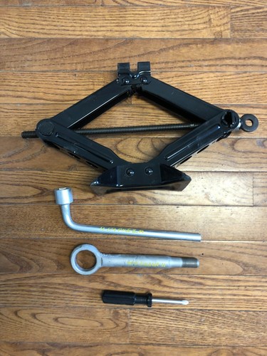 2008-2014 SUBARU IMPREZA OEM Emergency Spare Tire Jack Tools 4pcs Set - Picture 3 of 9