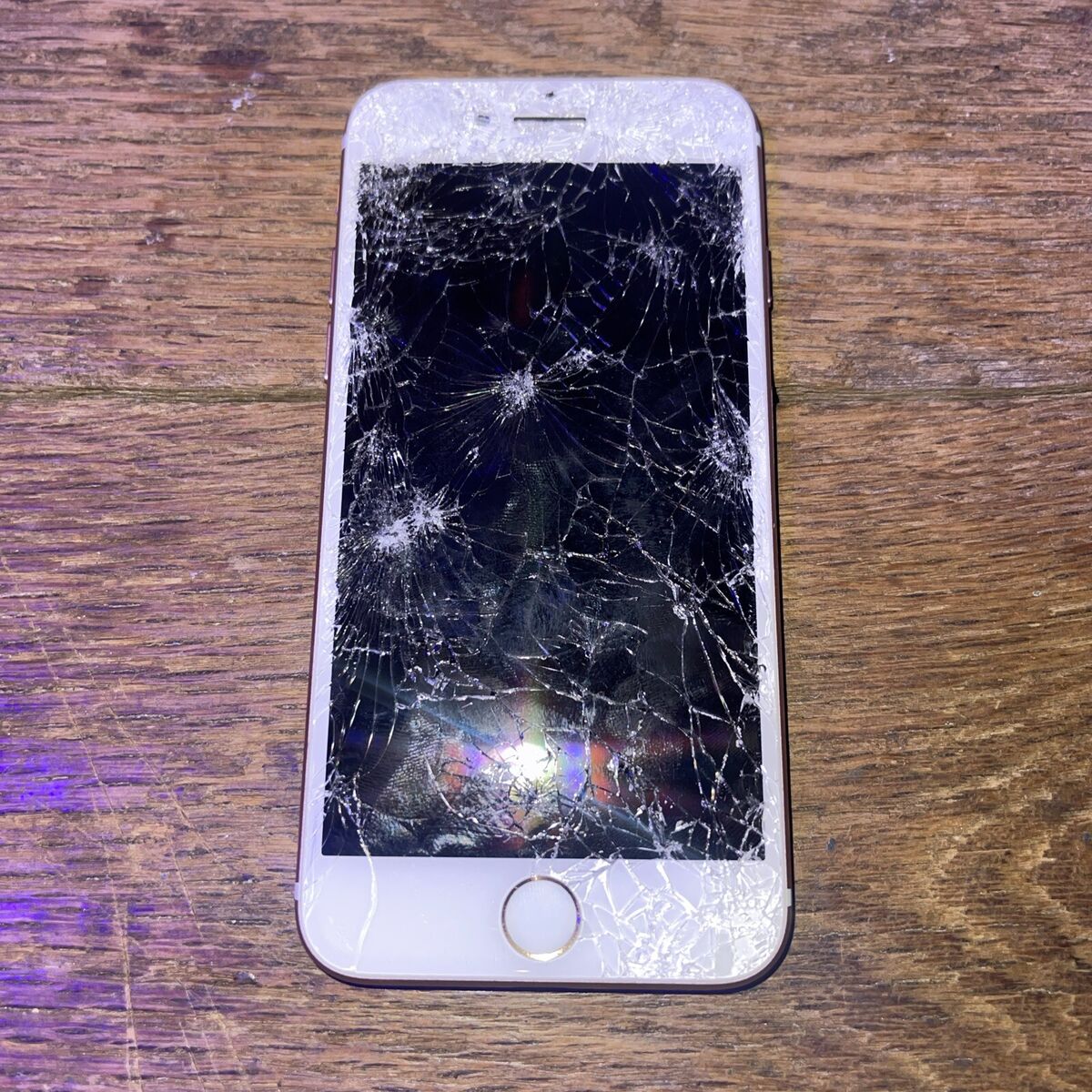 Apple iPhone 7 Model A1660 - Rose Gold Broken Screen - As Is Apple iPhone 7 Model A1660 - Rose Gold Broken Screen - As Is