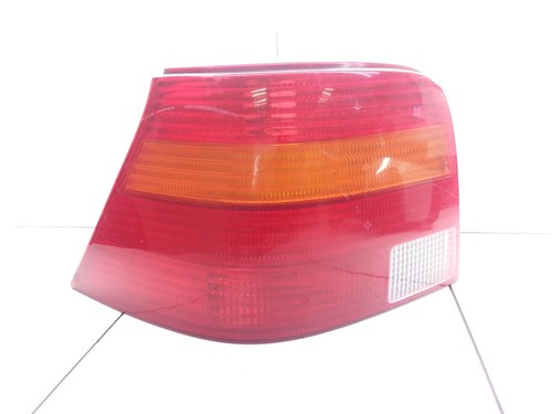 VW GOLF IV Rücklicht hinten links 1j6945095r 67736972 2002 10947906