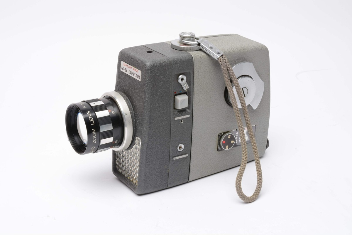 ELMO　エルモ マグネチックストライパー 8S8　美品 Elmo 8-S Zoom auto eye 8mm Movie camera, filter, case