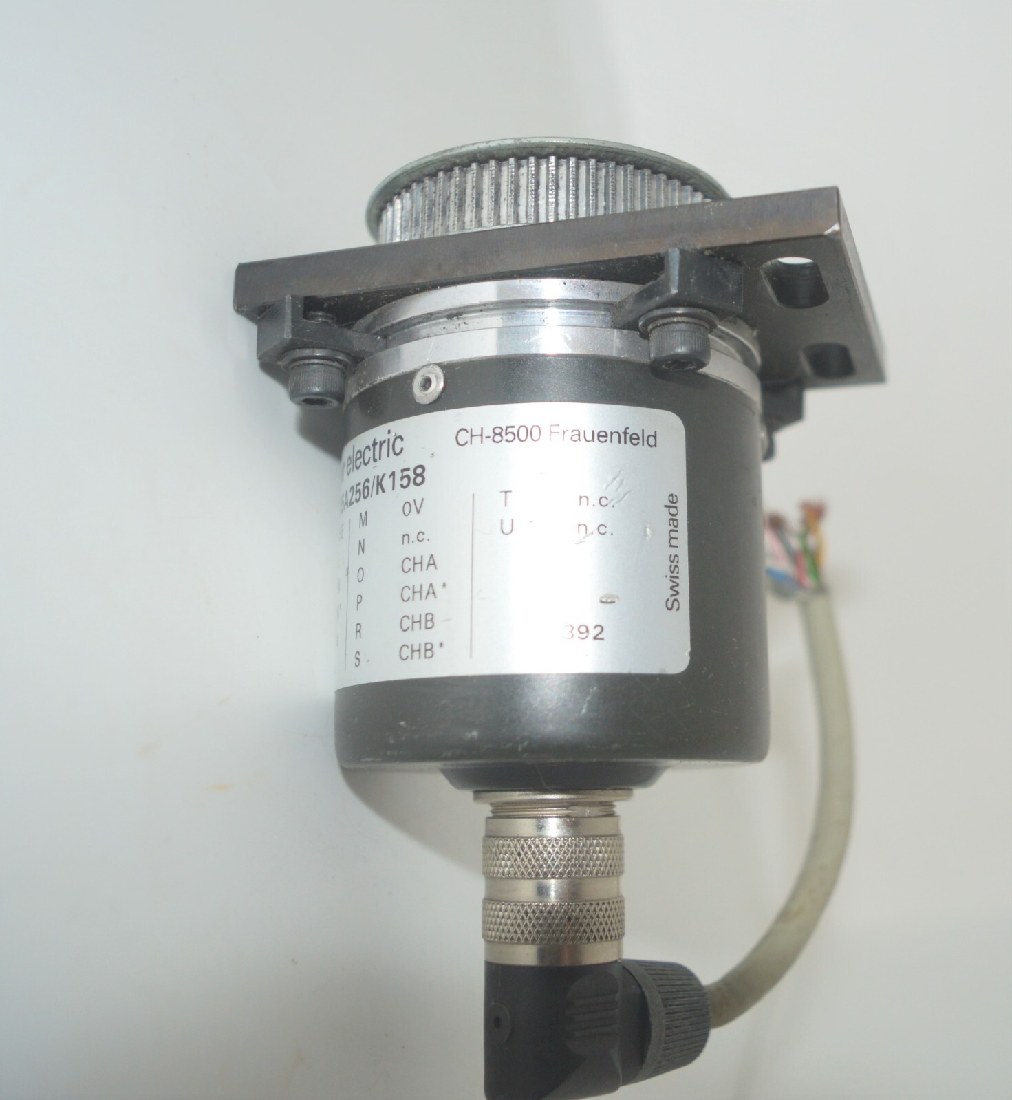 BAUMER ELECTRIC CH-8500 FRAUENFELD BDC 05.05A256 K158 ENCODER | eBay