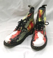 DR.MARTENS Model number: 1460 TATE FLARE 8 hole boots