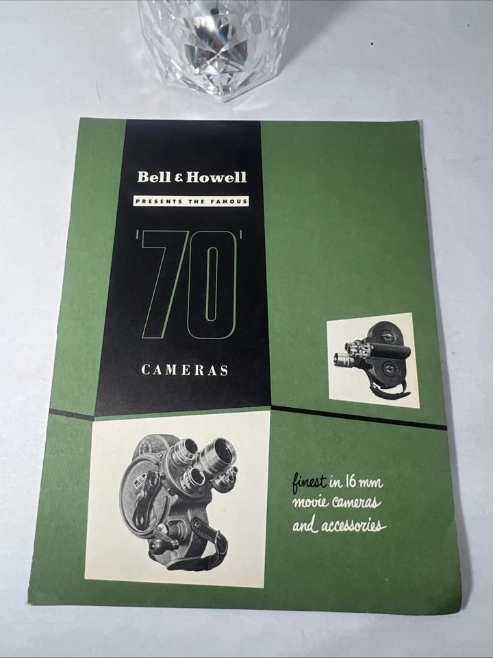 LOTE de 20+ catálogos, folletos y manuales proyectores, cámaras y lentes BELL & HOWELL Foto 4 de 4