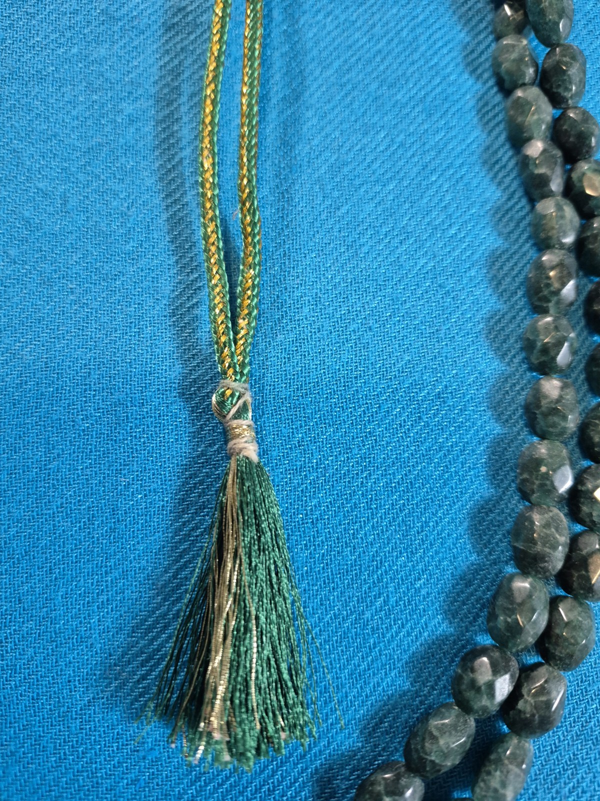 Green Stone Pull String Necklace - image 4
