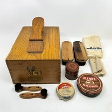 Vintage 50s GRIFFIN SHINEMASTER Wooden Shoe Shine Box  Kit