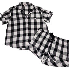 Victoria  s Secret Plaid Pajama Set Button Front Top  Shorts Purple Black Sz L