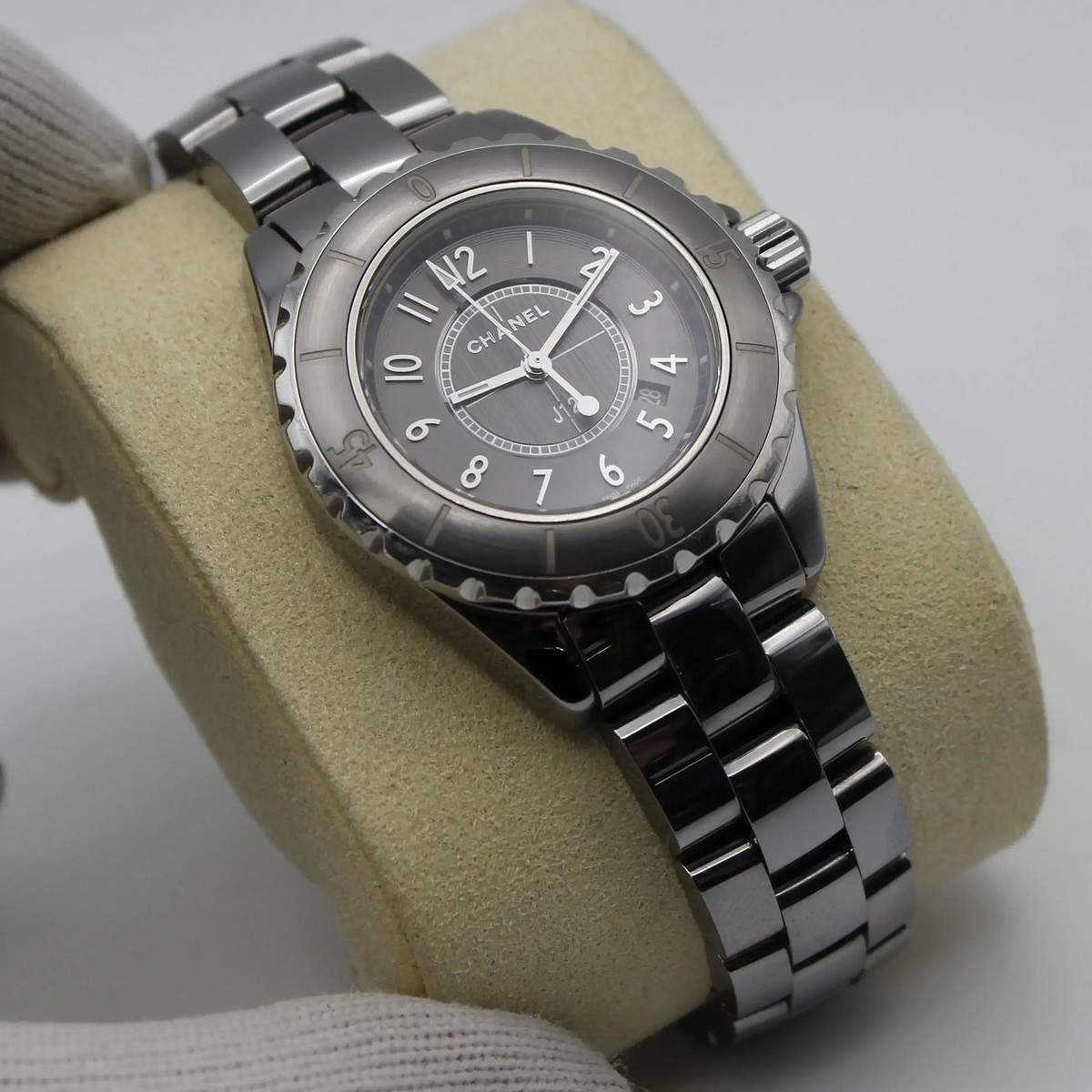 Chanel J12 Chromatic Ceramic 33mm Gray Dial Quartz Ladies Watch