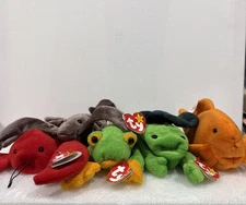 Beanie Babies TY LOT. DOB 93,94,97 Stinger, Legs, Pinchers, smoochy, Goldie