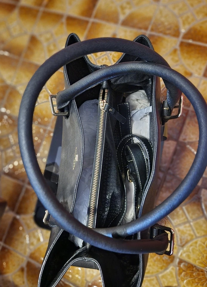 Сумка с короткими ручками Kate Spade New York большая для ноутбука кожаная сумка - черная (WKRU2326) - Изображение 2 из 4