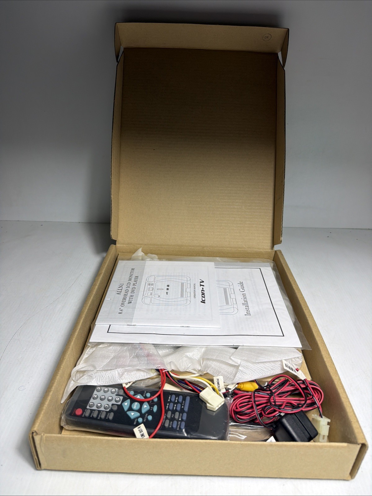 Icon-TV ALLN1 DVD Player w 8.4" LCD Monitor Drop Down New in Box