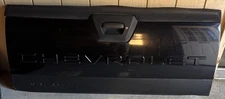 2002-2007 chevrolet avalanche tailgate
