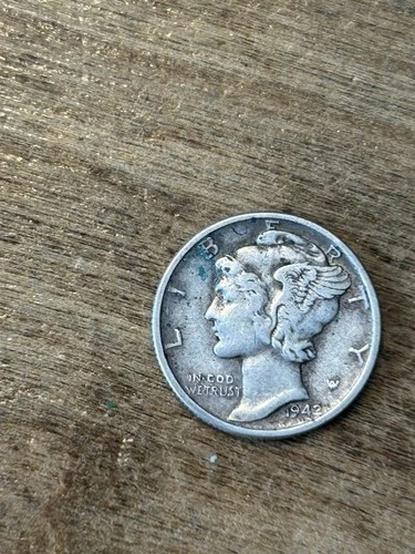 1942 Mercury Dime XF