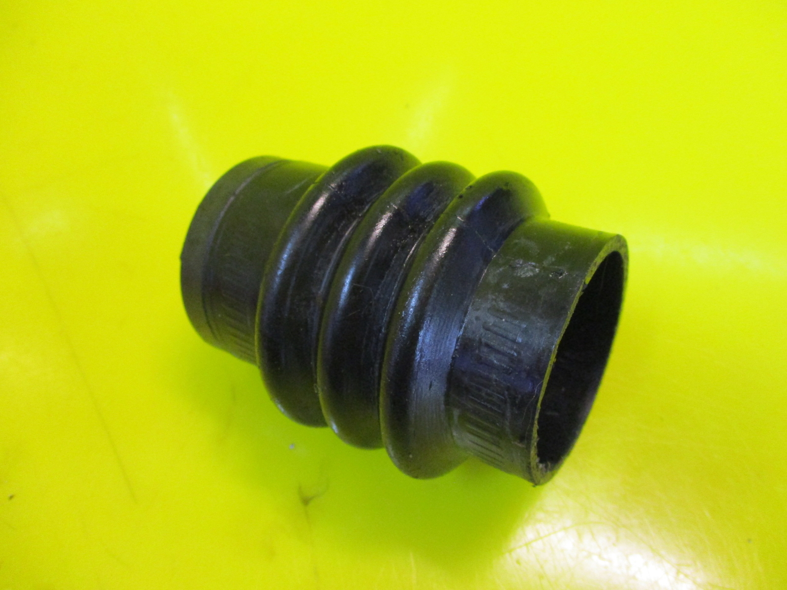 OEM GENUINE SEADOO SEA DOO GTX DRIVE SHAFT CARBON SEAL RING BOOT GS GSI