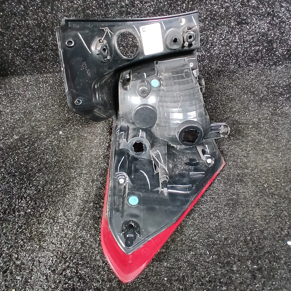 Задний фонарь CHEVROLET EQUINOX на четверть панели установлен справа 84769836 18 21 - Изображение 2 из 4