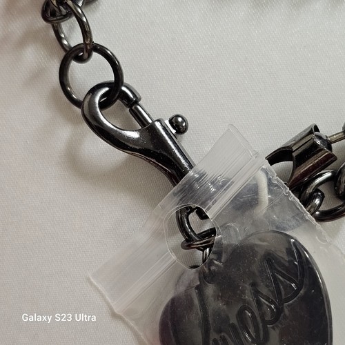 GUESS Set Logo Heart charm rope & beads bracelet and studded Heart Earrings - Picture 7 of 7