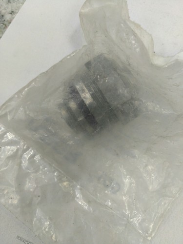 NEER 1/2"  LMM-11 49430   STRAIGHT LIQUID TIGHT CONNECTOR (16D3 - Picture 7 of 10