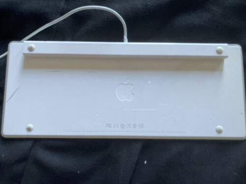 Apple A1242 Mini USB Keyboard - Picture 2 of 2