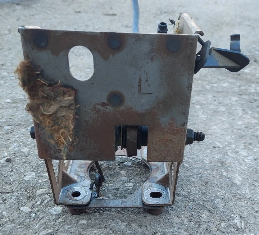 Ford Mustang GT 1994 1995 5,0 transmisión automática conjunto de pedal de freno Foto 3 de 4