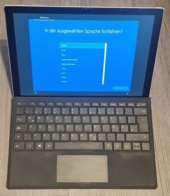 Microsoft Surface Pro 5 1796, 8GB RAM, 128GB HDD, Intel i5