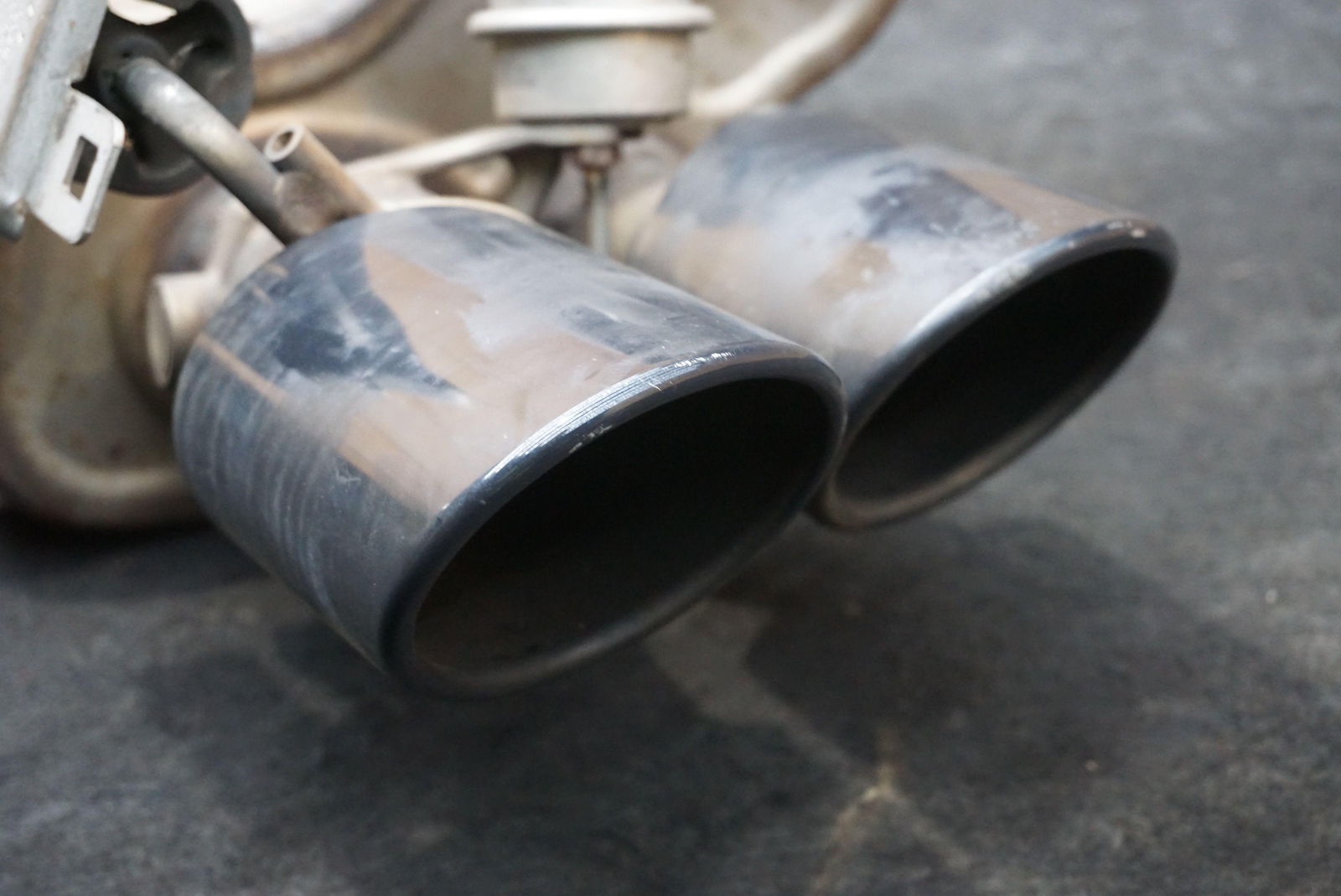 Rear Right Side Exhaust Muffler Tip Pipe 670103689 Maserati Ghibli M157 2014-17+