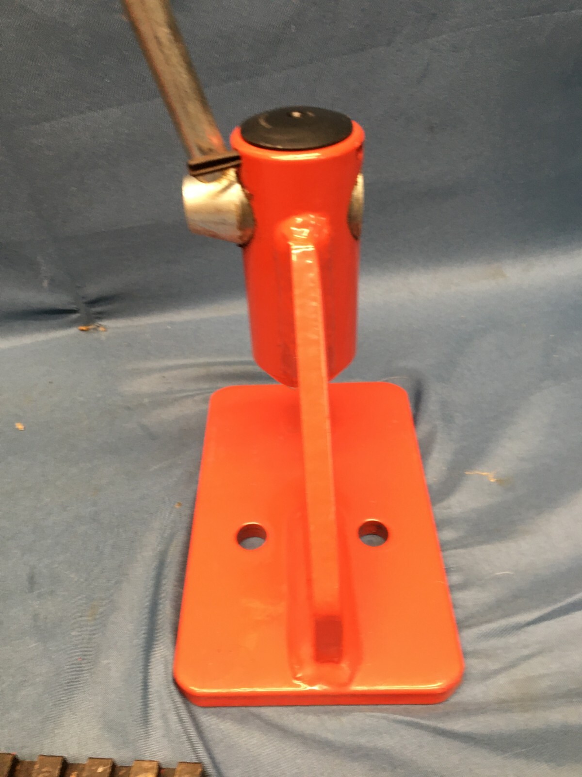 Bench Mount Chainsaw Chain Breaker & Rivet Spinner Tool Set