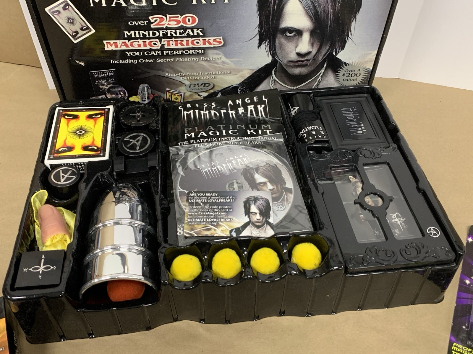 Chris Angel Mind Freak Platinum Magic Kit 250 Plus Tricks Complete With Extras