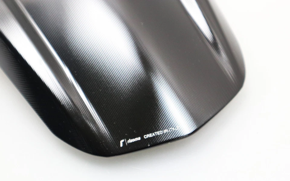 RIZOMA Alu Pare-Brise ZDM147 Douille Ducati Diavel 1260 2019- M2458 - Photo 2/4