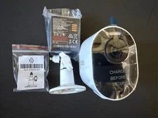 Arlo Ultra 3 4K UHD Wireless Add-on Camera with Security Adjust Wall Mount