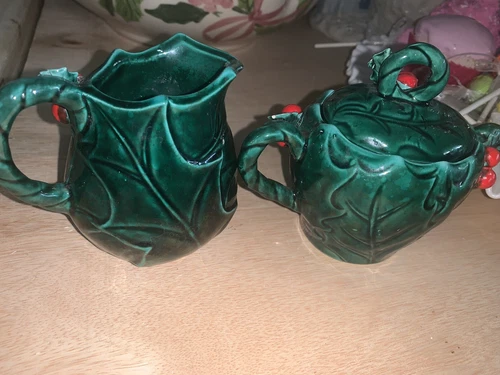 vintage lefton holly berry sugar snd creamer