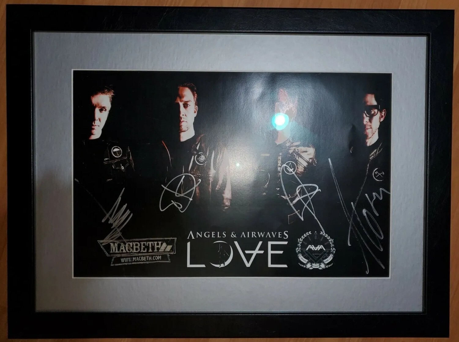 Picture 1 of 8