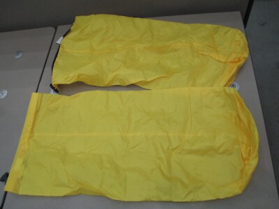 Qty (2) Unbranded 10 Liter Waterproof Bags