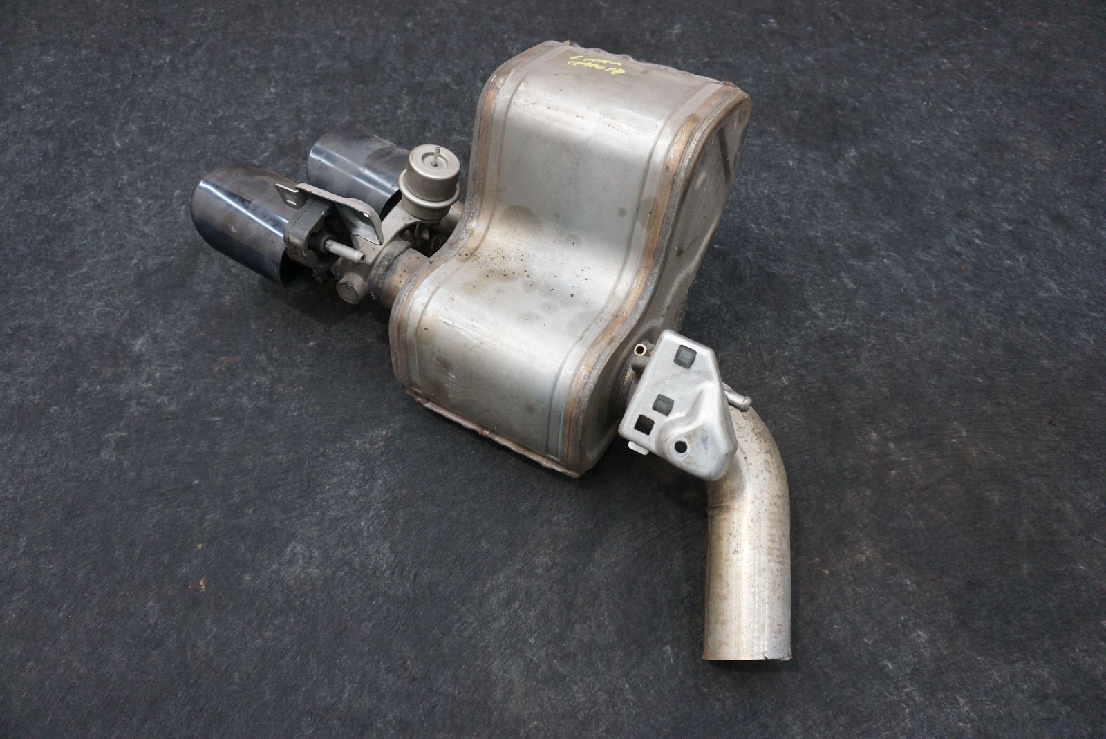 Rear Left Driver Side Exhaust Muffler OEM 670103688 Maserati Ghibli M157 14-17+