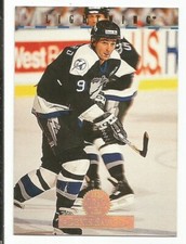 DENIS SAVARD 1994-95 LEAF CARD MINT CONDITION