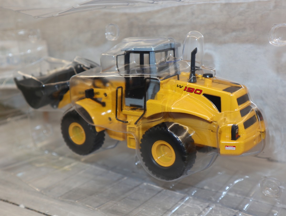 Chargeuse sur pneus NEW HOLLAND W190 B occasion