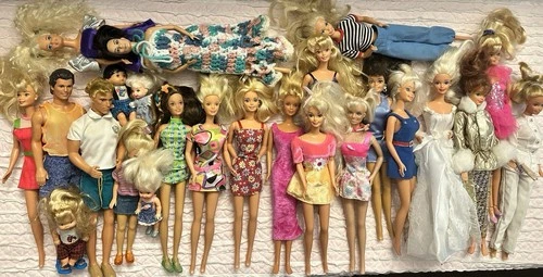 Vintage Barbie Lot Of 24 Dolls Rare And Accessories Ken Skipper